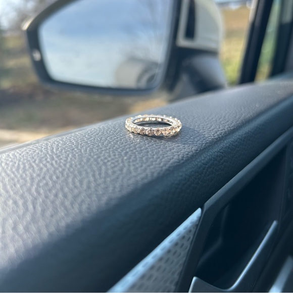 18k White Gold 2ct Diamond Infinity Band size 6.25 - Picture 6 of 6